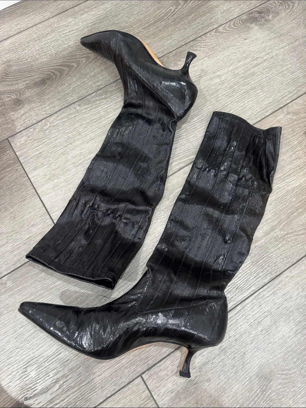 Manolo Blahnik Black Pointed-Toe Mid-Knee Kitten Heel Boots - Picture 2 of 9